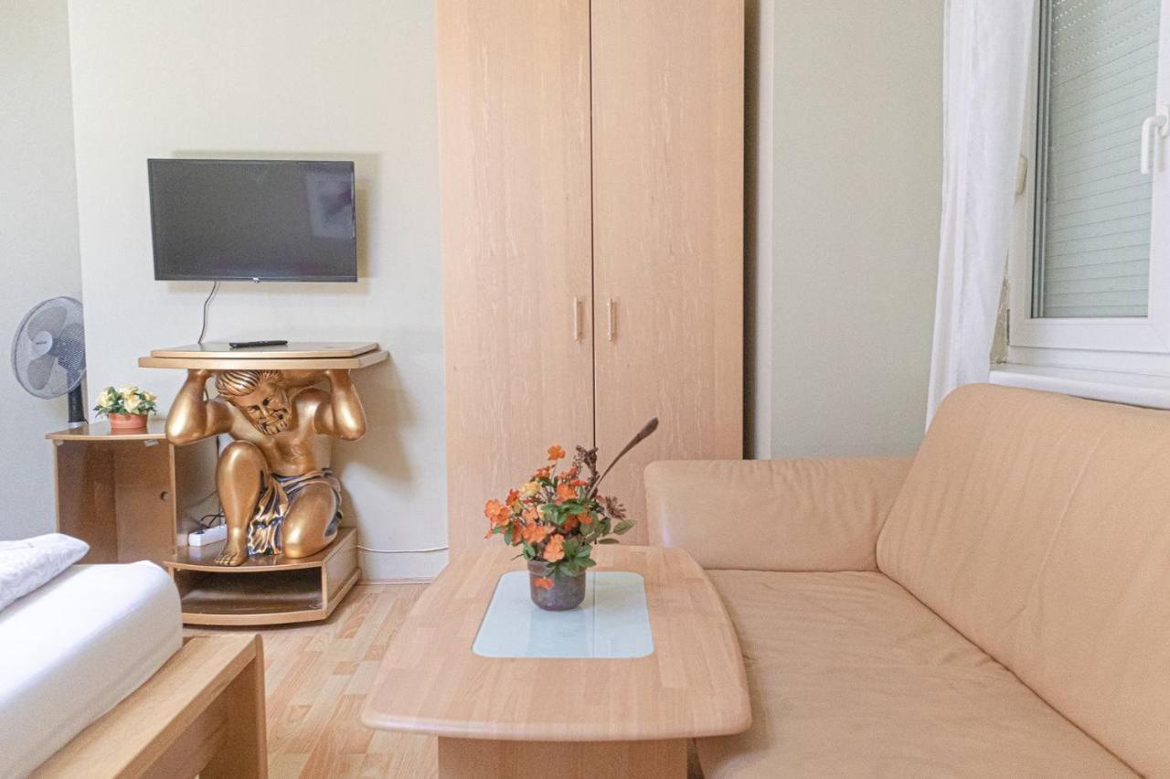 Comfortable Rooms In A Beautiful House Gd Viena Exterior foto